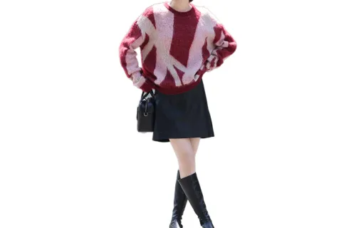 Dme Sweaters Women's Burgundy