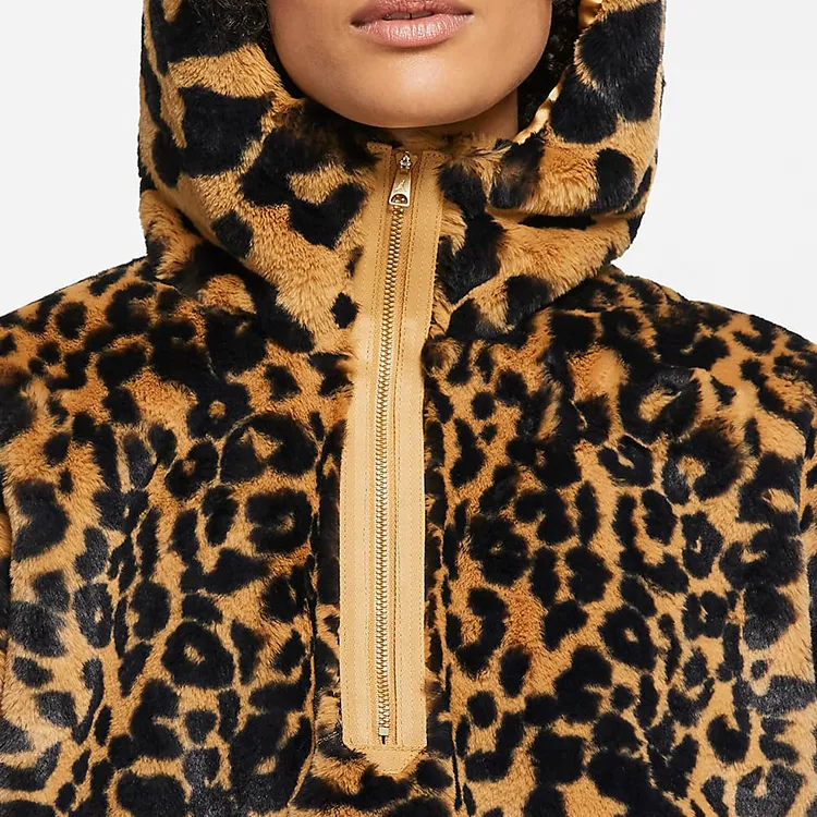 Jordan Sweatshirts Women's Element Gold